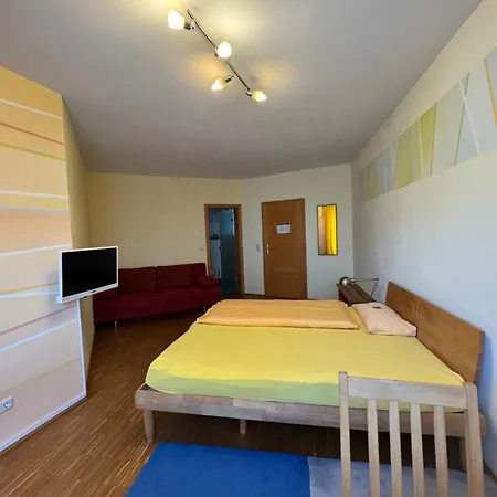 Gruenwald Penzion Ansbach